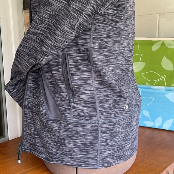 Lululemon jacket pewter hoodie long sleeves - Picture 3 of 6